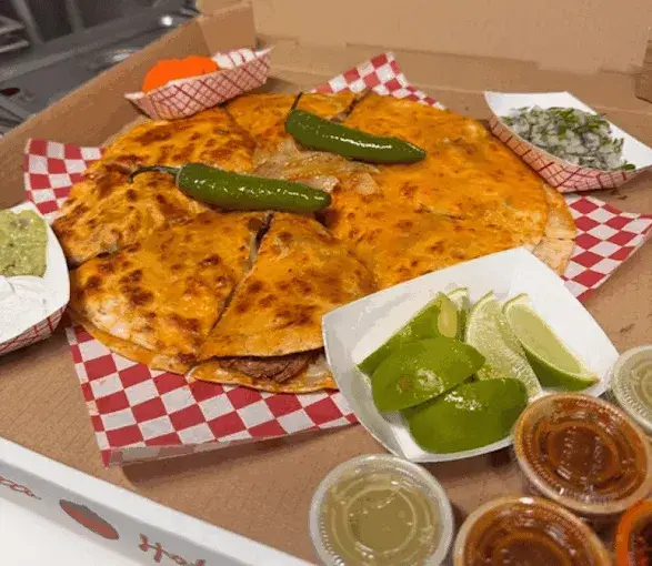 Pizza Birria